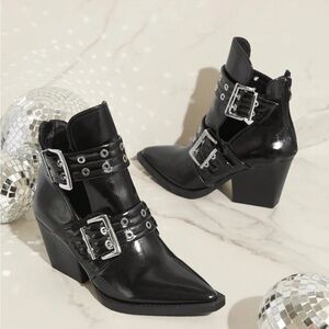 Black Heeled Cowboy Boots with Chunky Heel and Silver Buckles